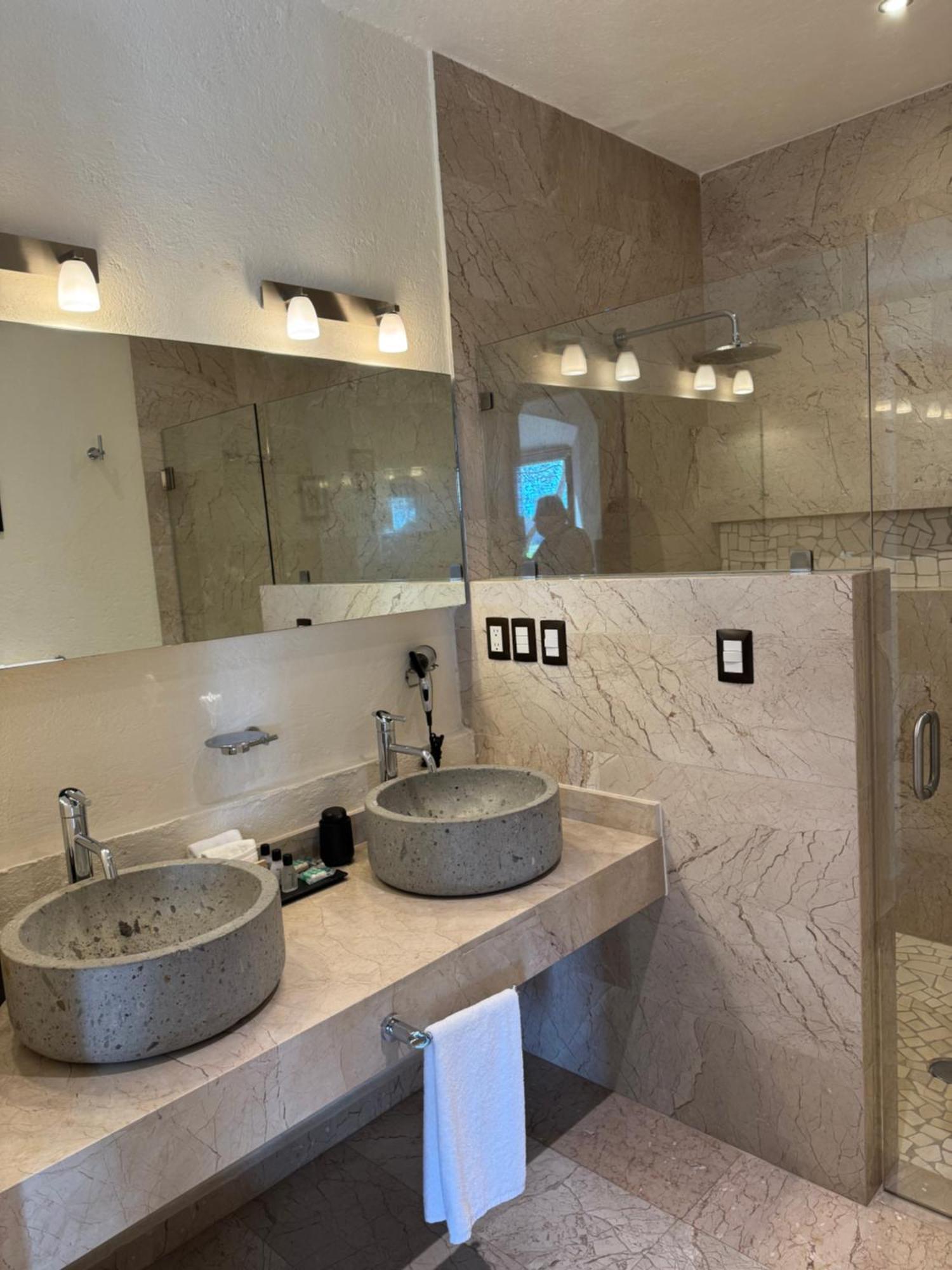 Porta Paradiso Valquirico, Albergo Boutique Santeagueda Luaran gambar